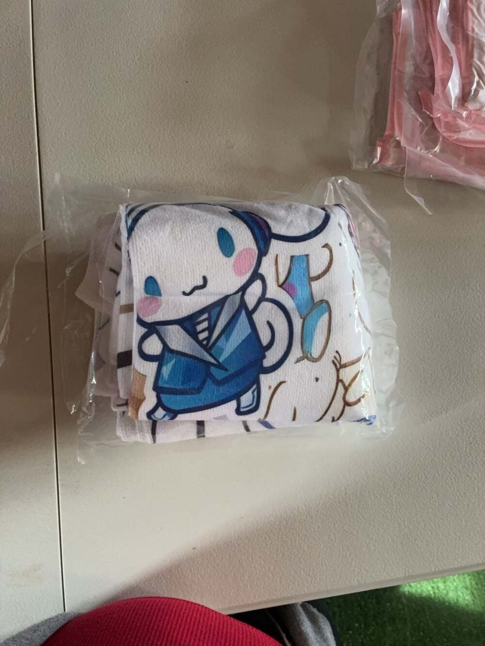 SANRIO  Hello Kitty & Friends Cinnamoroll Microfiber beach Towel